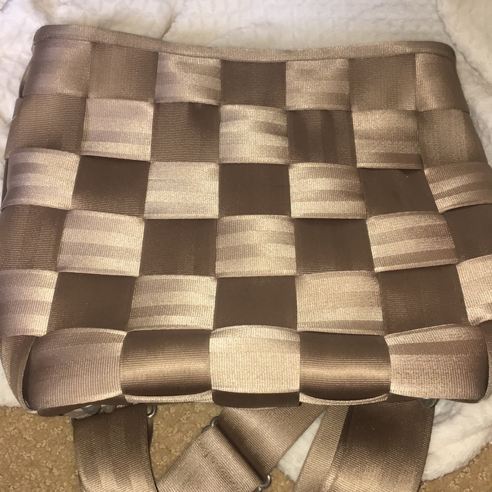 lexus seatbelt purse